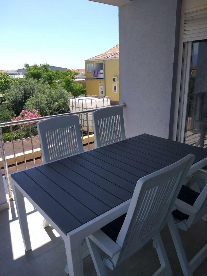 Apartments Bartol Vir Eksteriør bilde